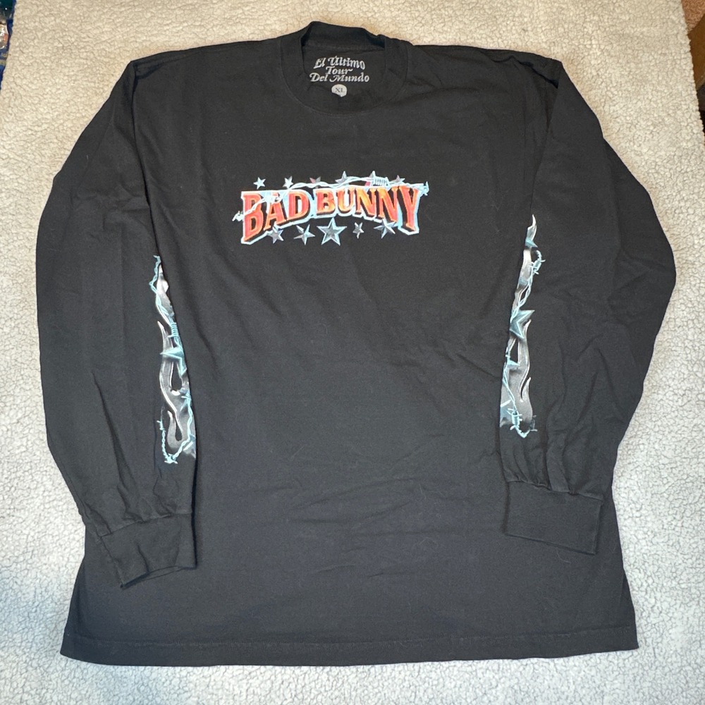 Bad Bunny El Ultimo Tour Del Mundo Long Sleeve XL Black Concert Graphic Shirt